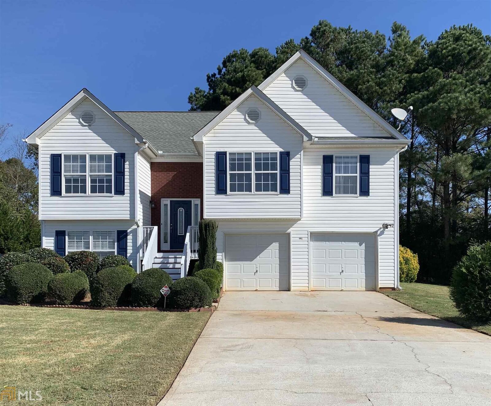 Property Photo:  430 Armor Dr  GA 30052 
