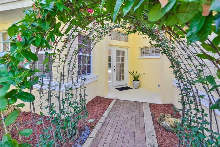 Property Photo:  6104 55th Terrace E  FL 34203 