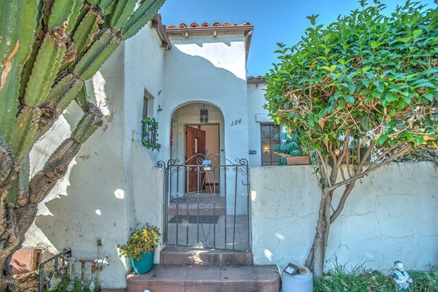 Property Photo:  134 S Avenue 53  CA 90042 