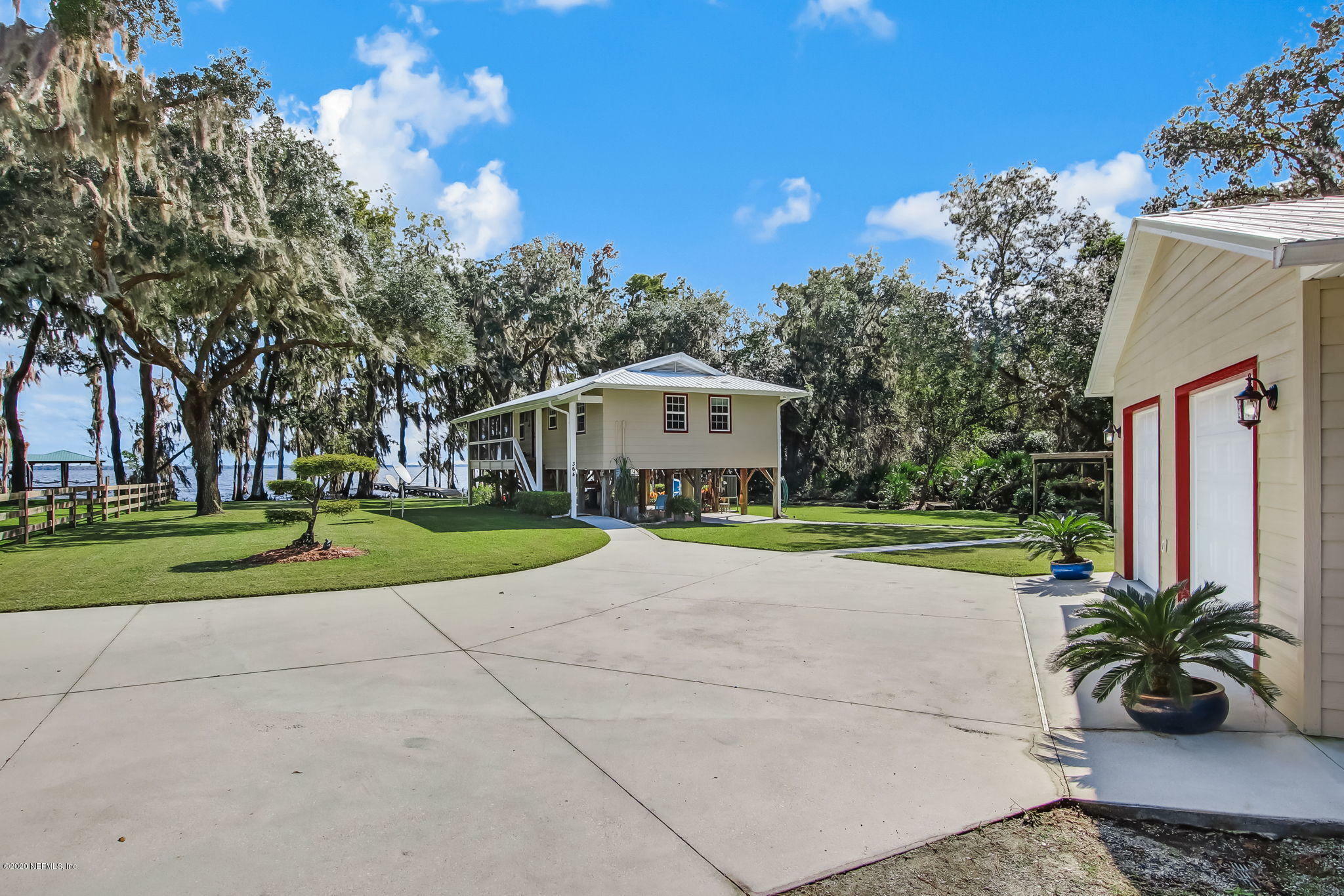 364 Crescent Lake Shore Drive  Crescent City FL 32112 photo