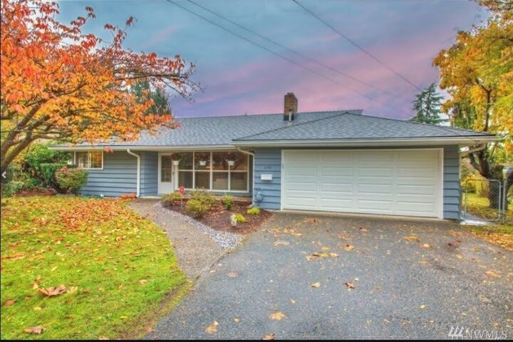 Property Photo:  1535 24th St SE  WA 98002