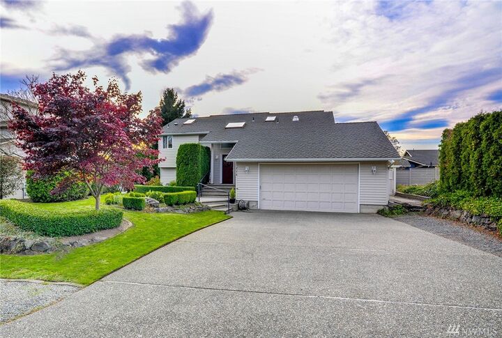 776 Malabar Dr  Camano Island WA 98282 photo