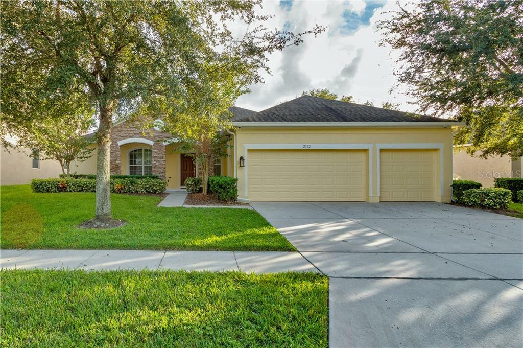 Property Photo:  2332 Pickford Circle  FL 32703 