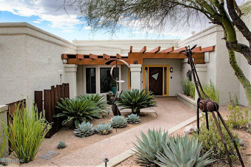 Property Photo:  6010 E Paseo Santa Teresa  AZ 85750 