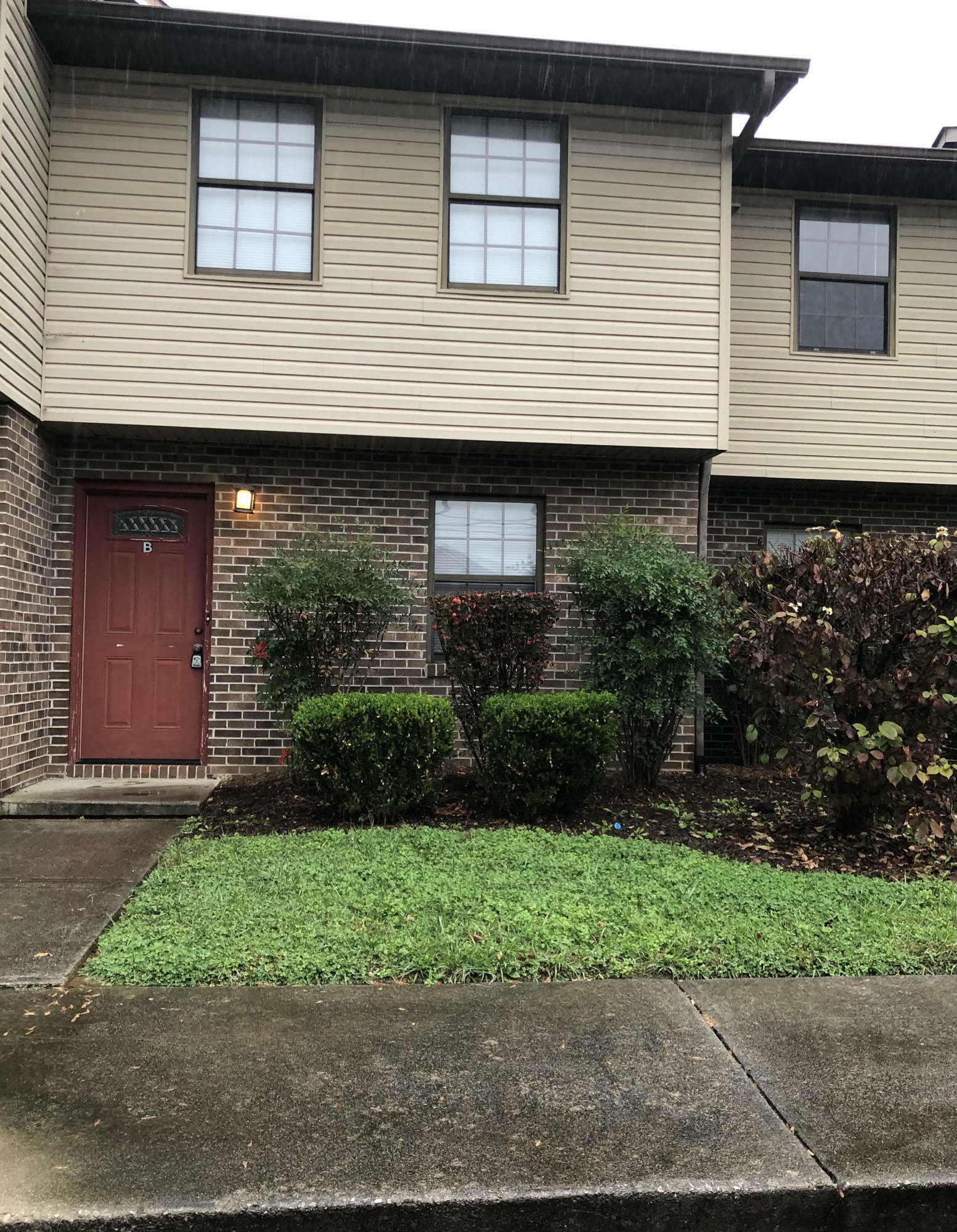 Property Photo:  7304B Old Clinton Pike 5  TN 37921 