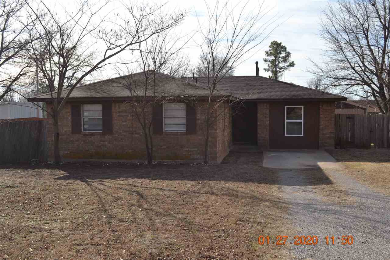 Property Photo: 314 E Tenneppee OK 73541