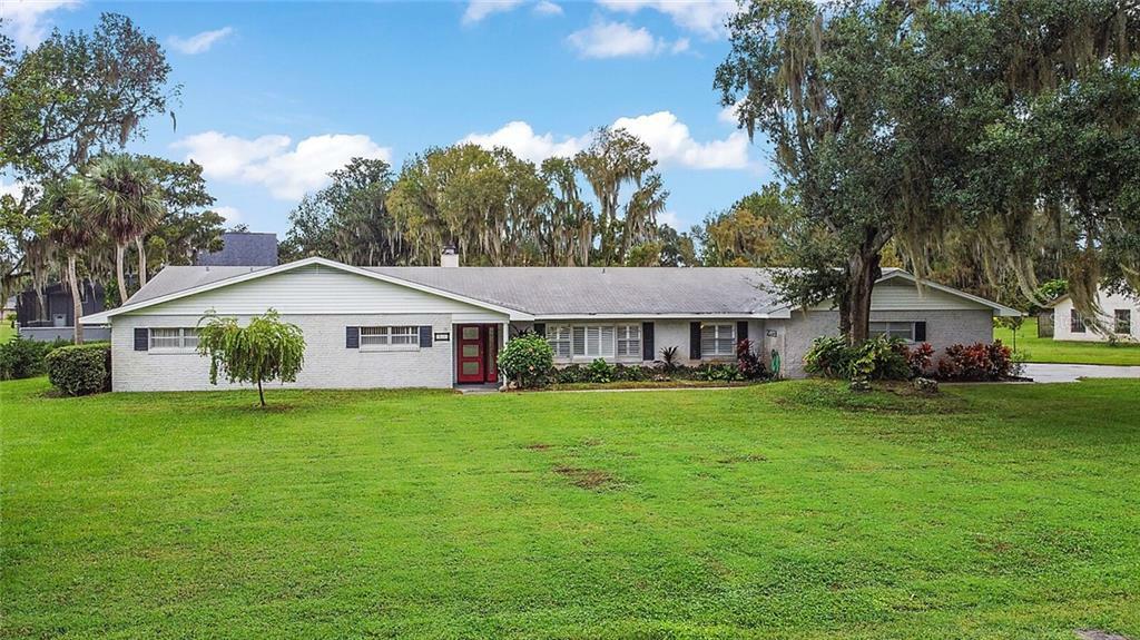 Property Photo:  310 Waterwood Drive  FL 34797 