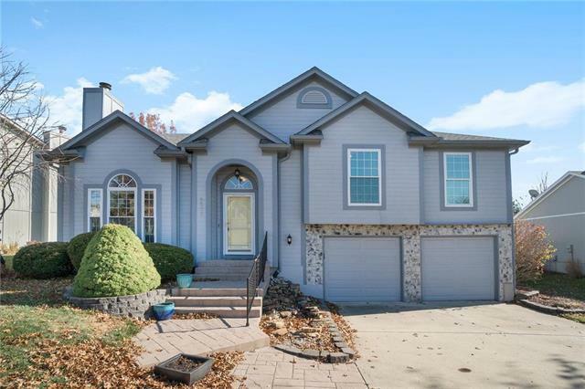 Property Photo: 6511 N Fisk Court MO 64151