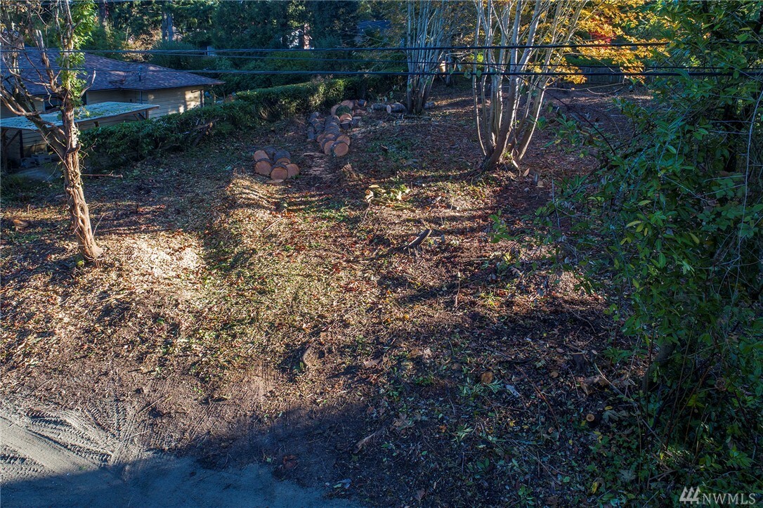 Property Photo:  42 Xx 89th Ave SE  WA 98040 