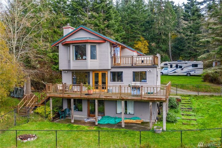 Property Photo: 570 Ellwood Dr WA 98239