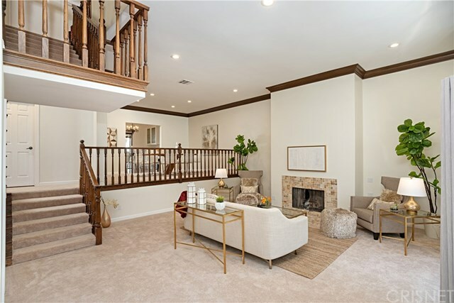Property Photo: 2311 Roscomare Road 7 CA 90077