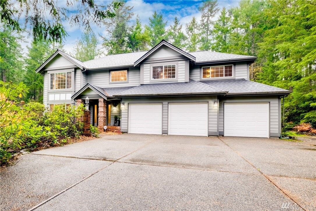 Property Photo:  5682 Londonderry Lp NW  WA 98312 