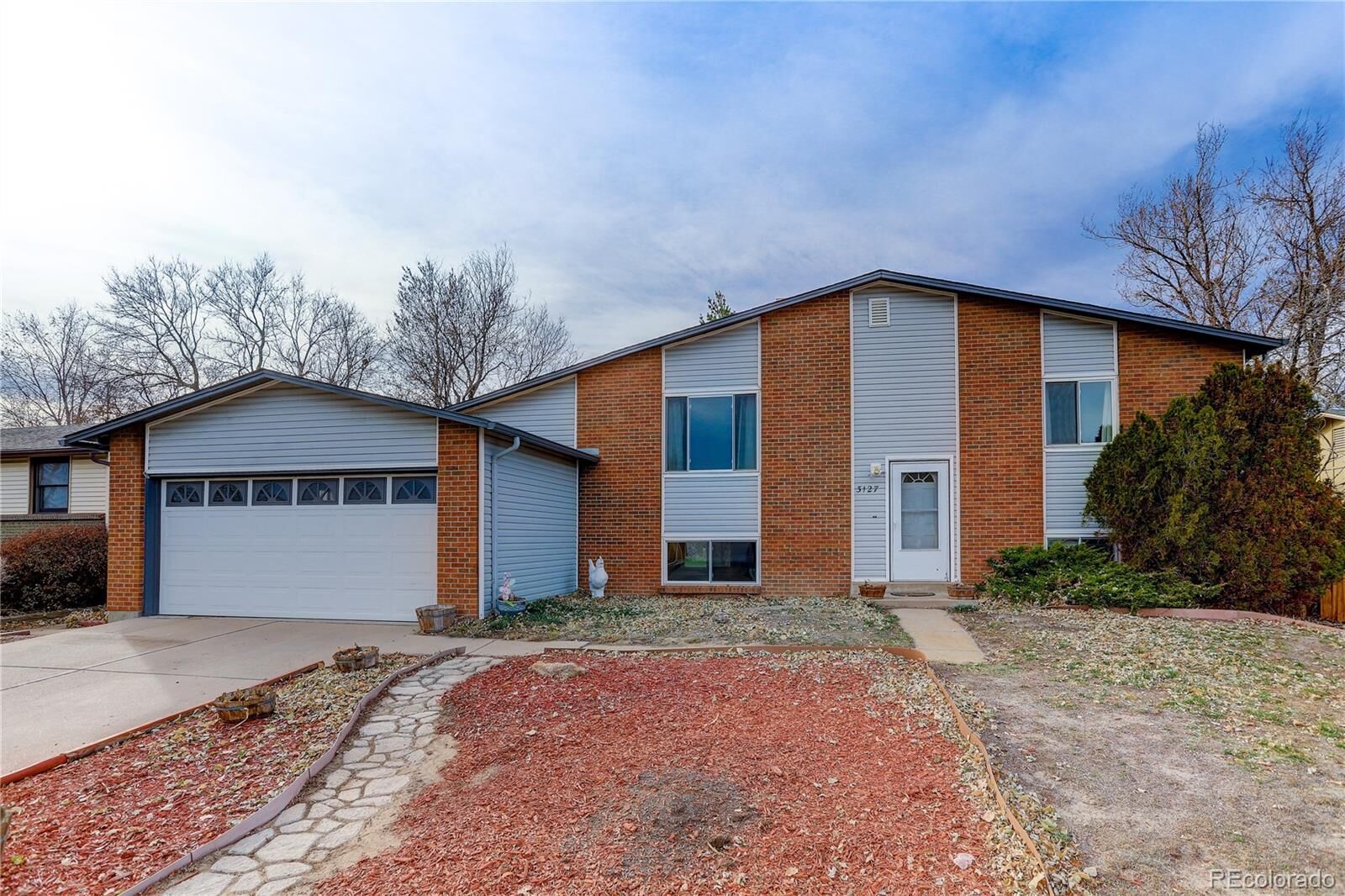 Property Photo: 3127 S Granby Way CO 80014