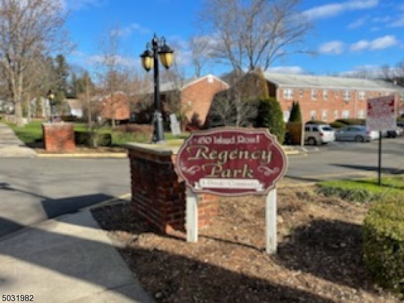 Property Photo:  55 Regency Park 55  NJ 07446 