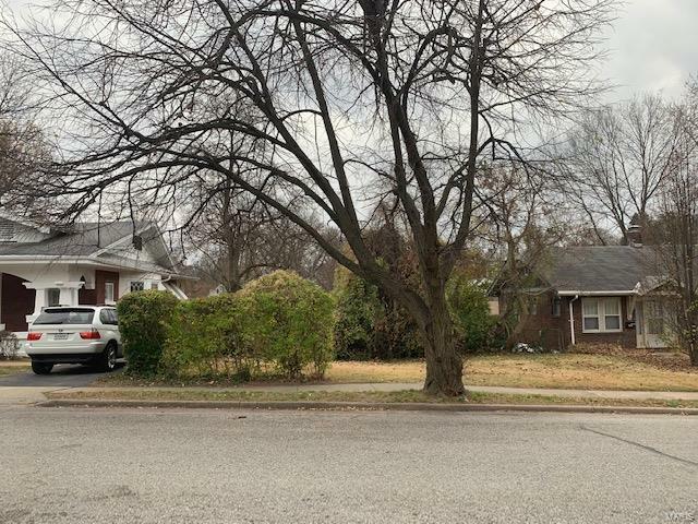 Property Photo: 7438 Lynn Avenue 63130
