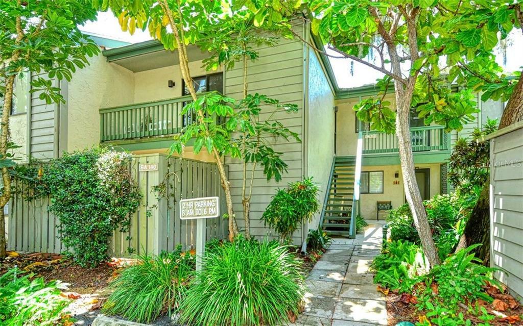 Property Photo:  1532 Pelican Point Drive 240  FL 34231 