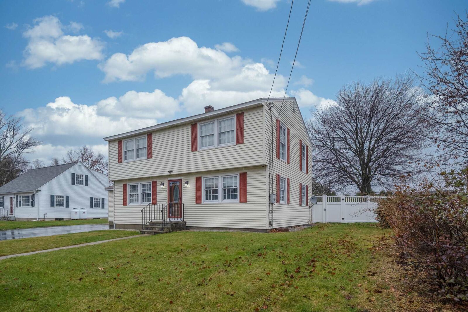 Property Photo:  290 Westwood Drive  NH 03103 