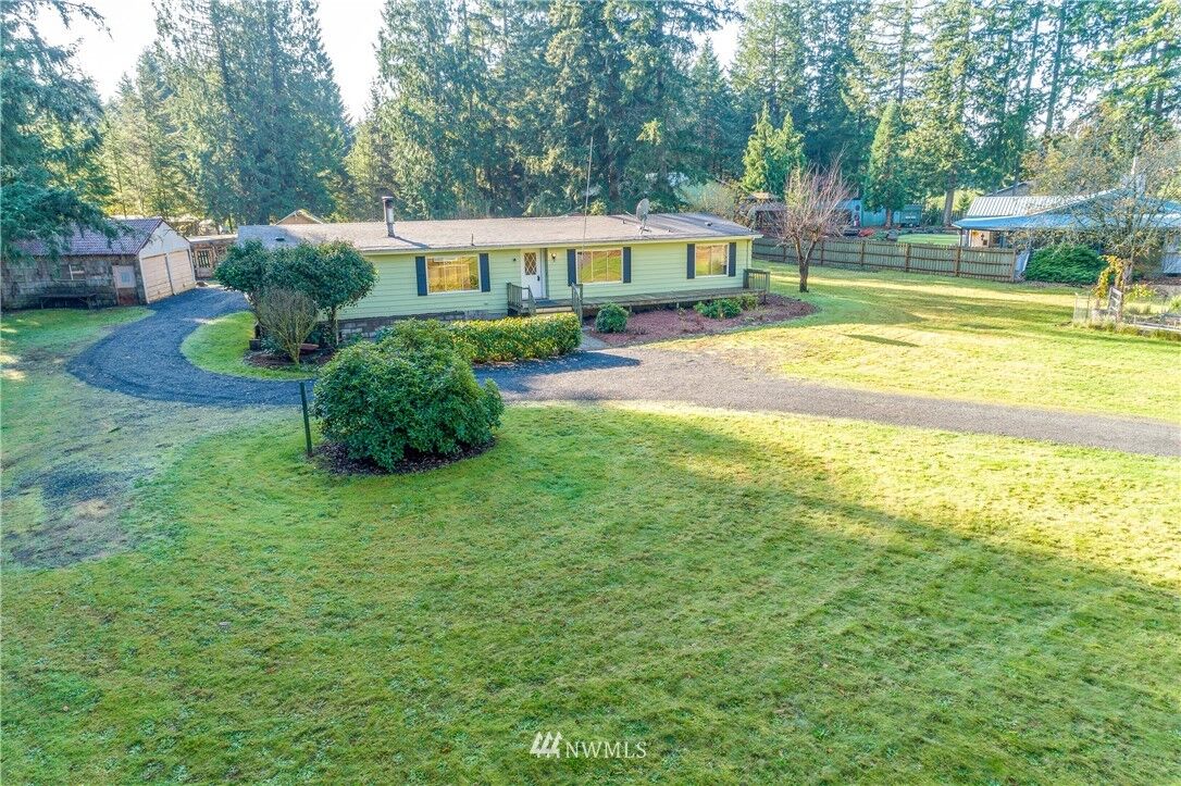 454 Harmon Rd 11, Chehalis, WA 98532 4 bed/2 bath