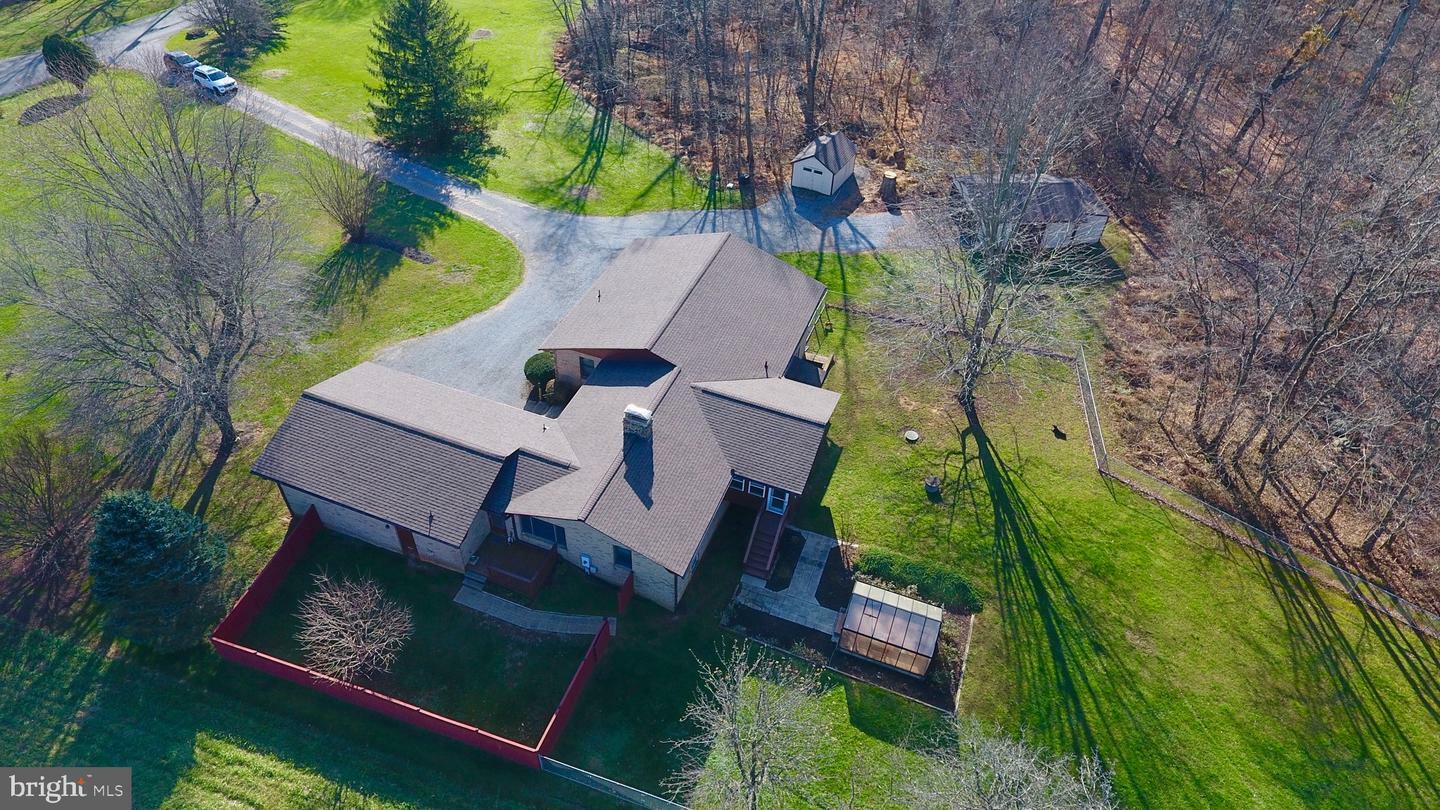 Property Photo: 16287 Woodgrove Road VA 20141