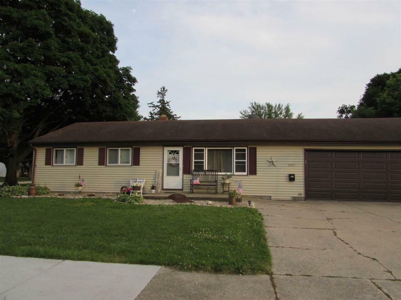 Property Photo:  1907 Purvis Ave  WI 53548 