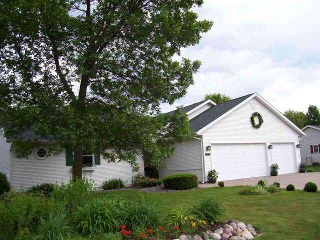 Property Photo: 1431 Grove Avenue WI 54494