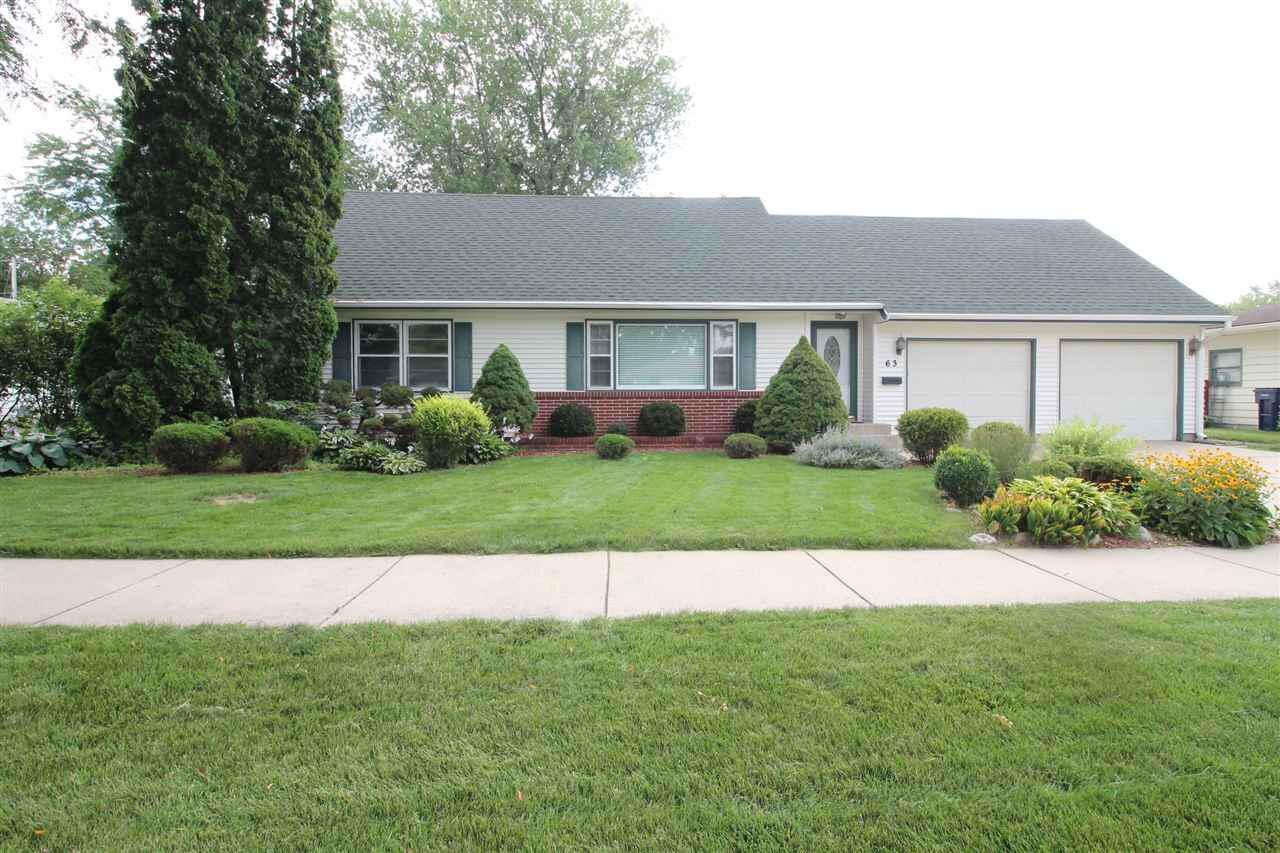 Property Photo:  63 South Lexington Dr  WI 53545 