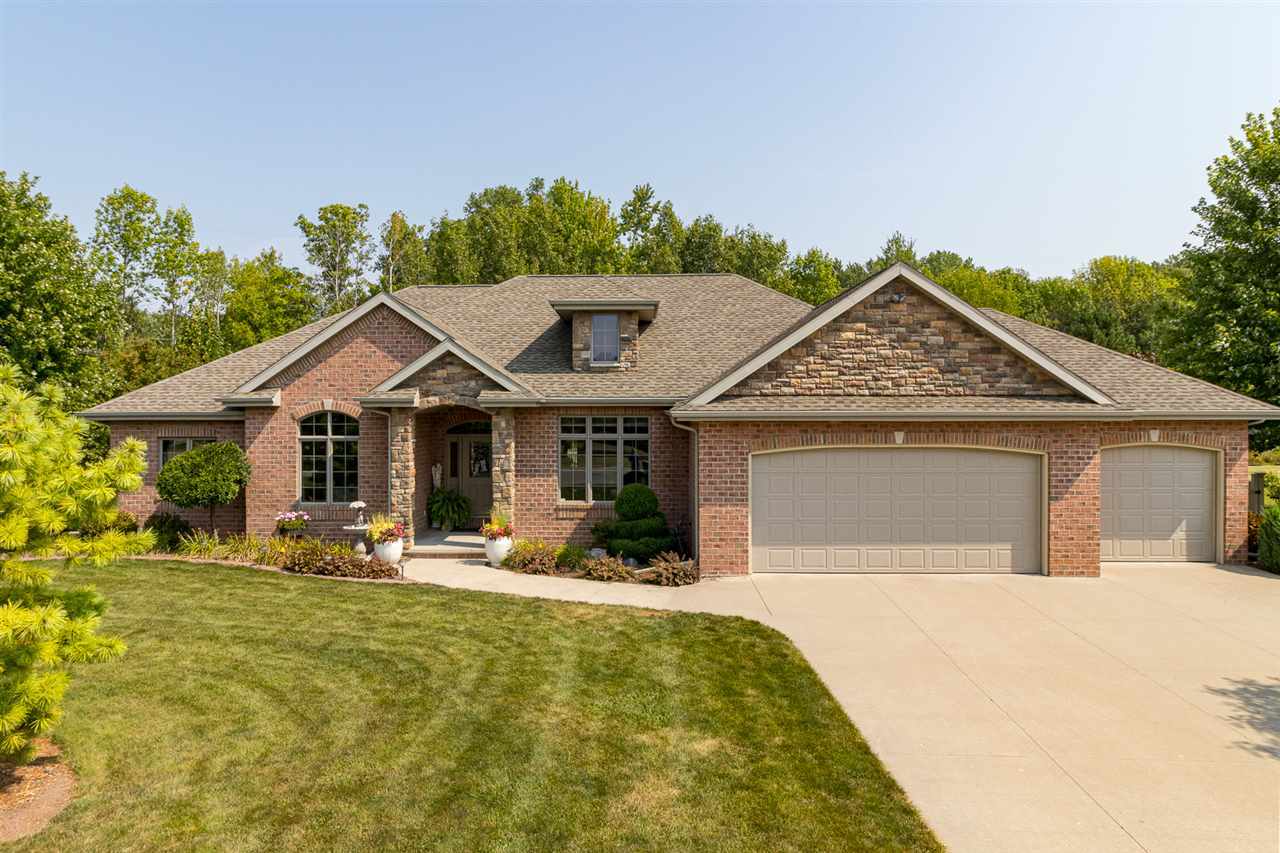 Property Photo: N8448 Muirfield Way WI 54952