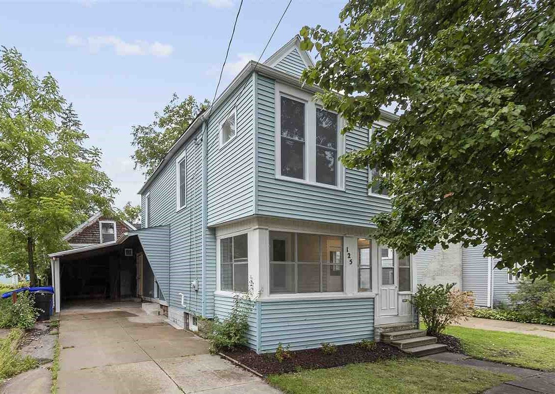 Property Photo:  125 N Rankin Street  WI 54911-5644 