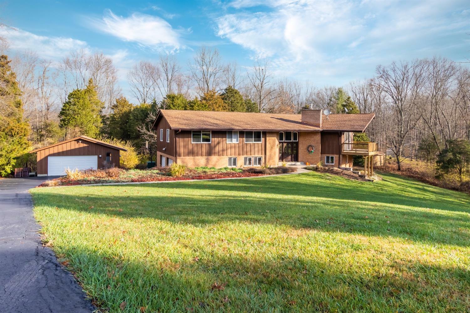 Property Photo: 10474 Deertrail Dr OH 45030