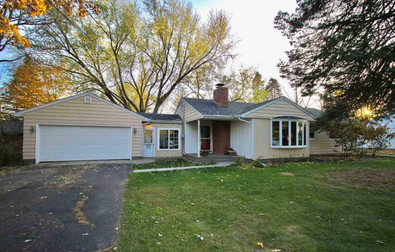 Property Photo:  2518 Sunset Dr  WI 53511 