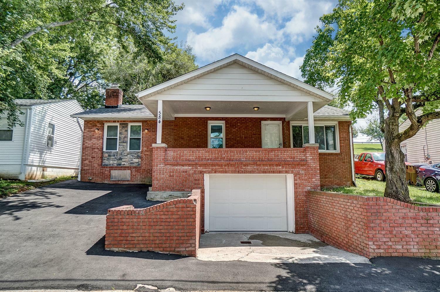 Property Photo: 584 Pauline Dr OH 45065