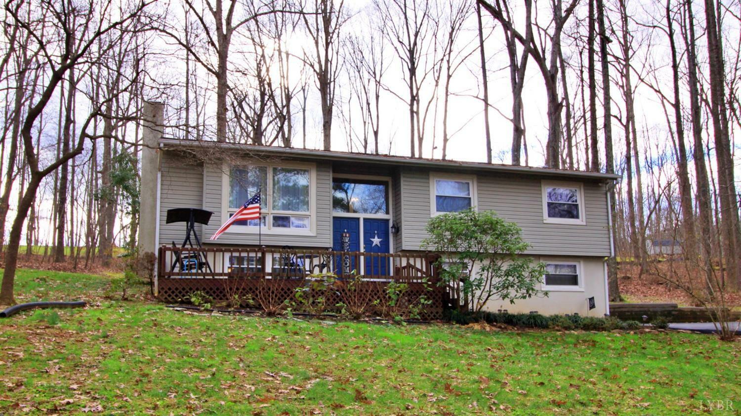 Property Photo: 288 Golfers Circle VA 24522