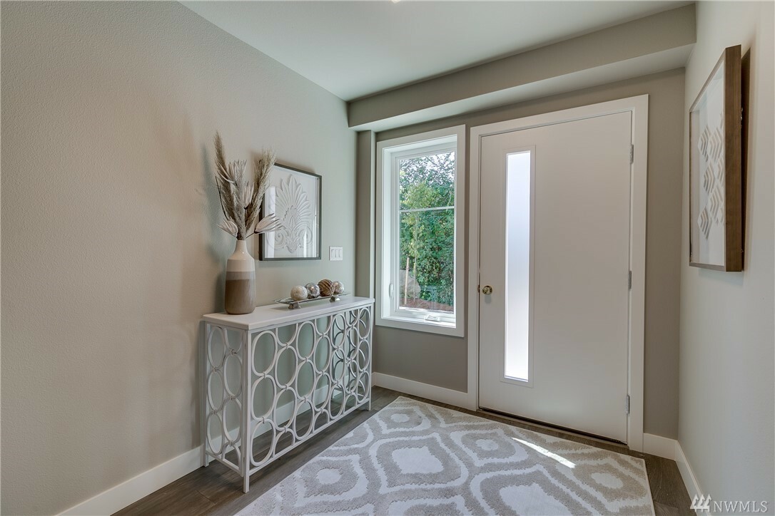 Property Photo: 17720 80th Ave NE 103 WA 98028