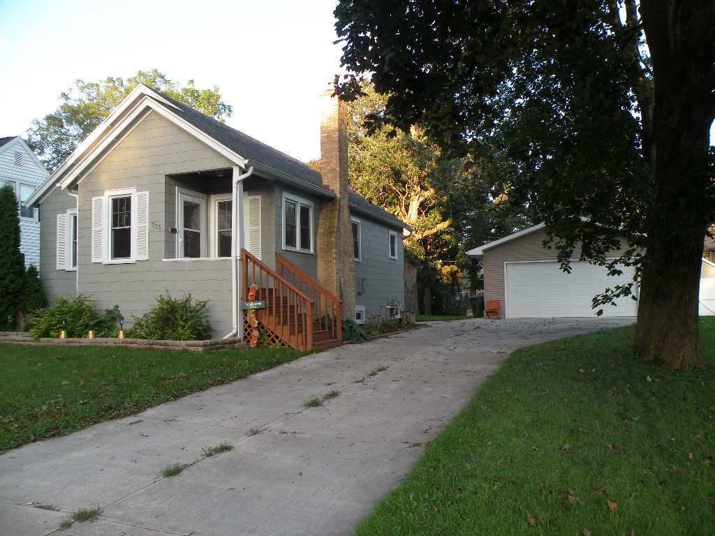 Property Photo:  733 Lincoln Street  WI 54971 