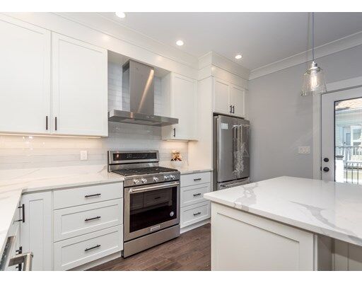 Property Photo:  65 Cherry Street 2  MA 02453 