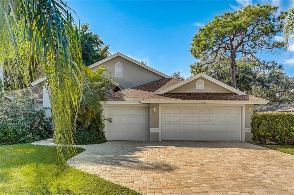 Property Photo:  8362 Cypress Hollow Drive  FL 34238 