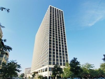 Property Photo: 4343 North Clarendon Avenue 709 IL 60613