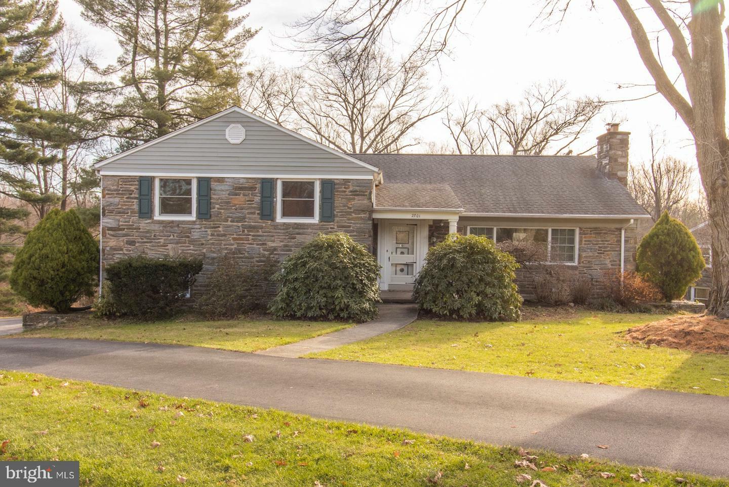 Property Photo:  2701 N Kent Road  PA 19008 