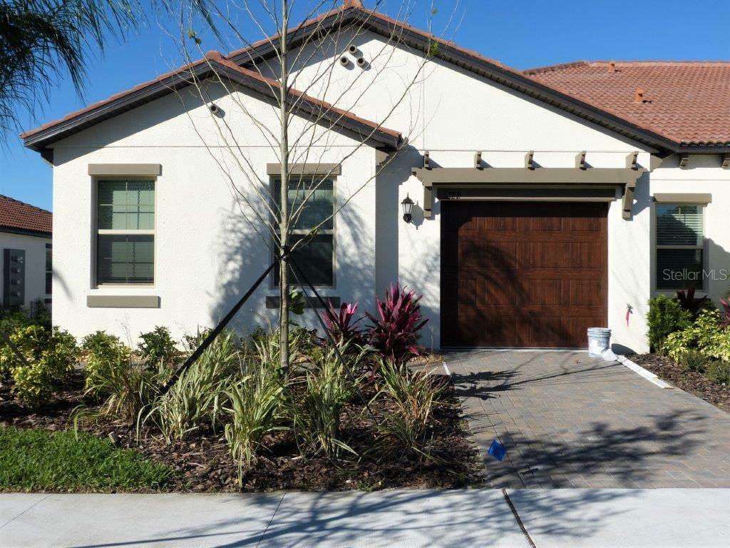 Property Photo: 5322 Stoic Vale Drive FL 33598