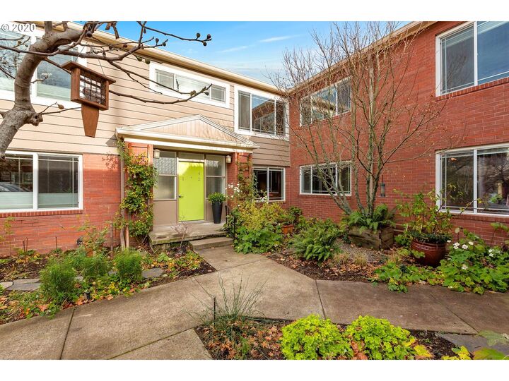 1800 NE 17th Ave 4  Portland OR 97212 photo