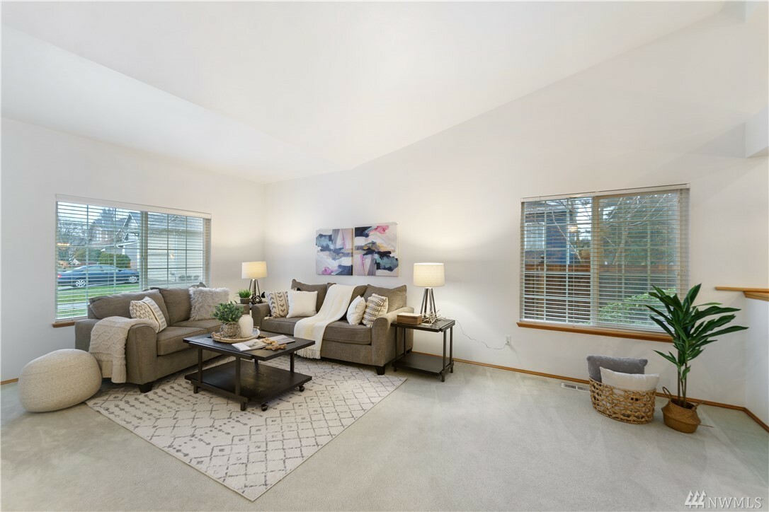 Property Photo: 11617 SE 269th St WA 98030