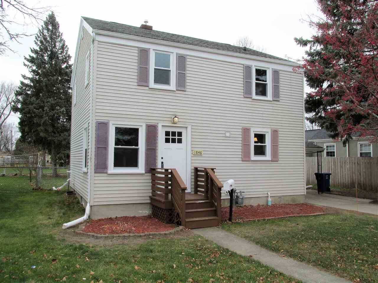 Property Photo:  1846 Deckner Avenue  WI 54302 