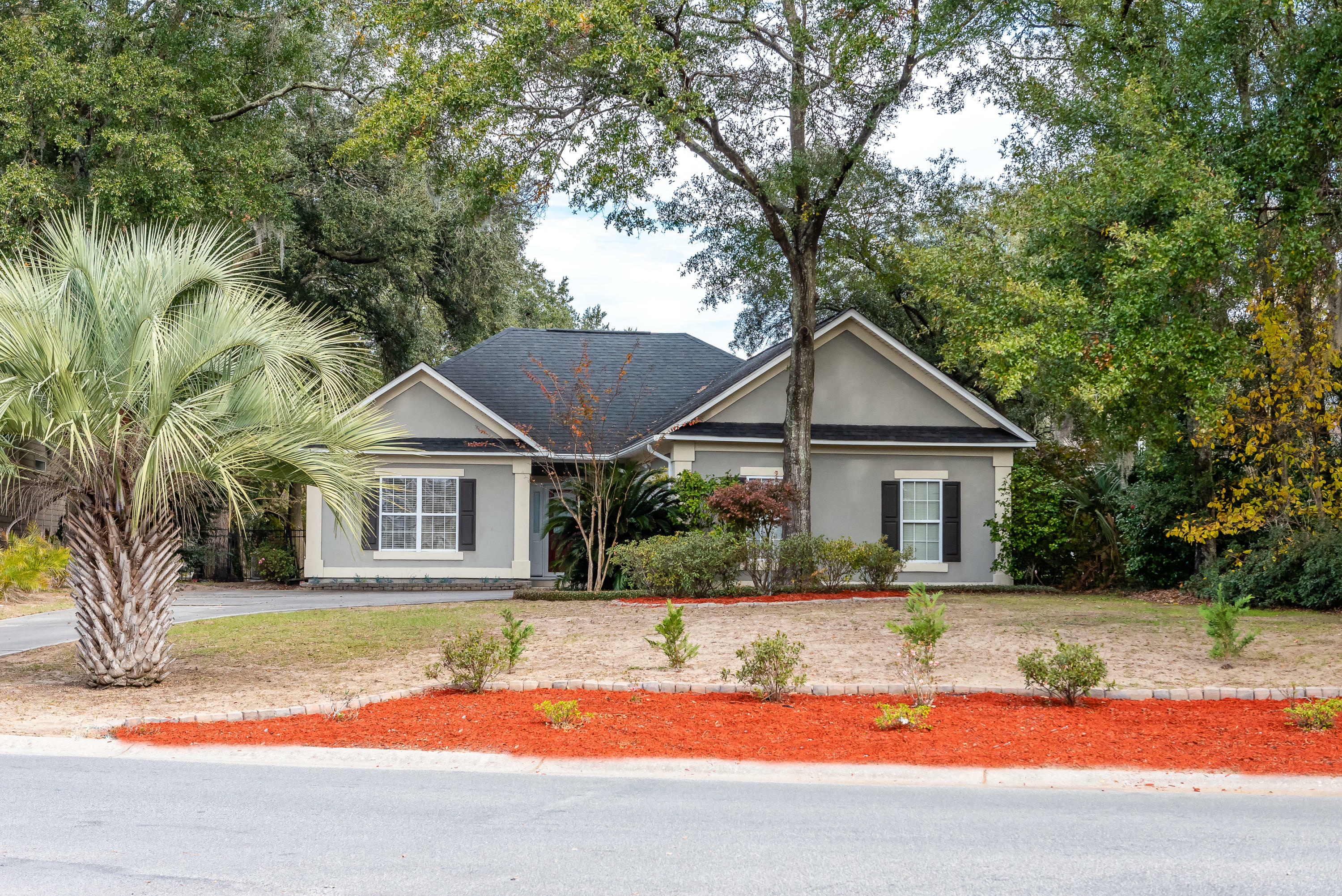 260 Alexandra Drive  Mount Pleasant SC 29464 photo