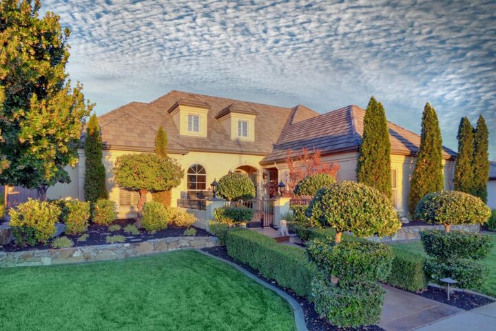 660 Glen-Mady Way  Folsom CA 95630 photo