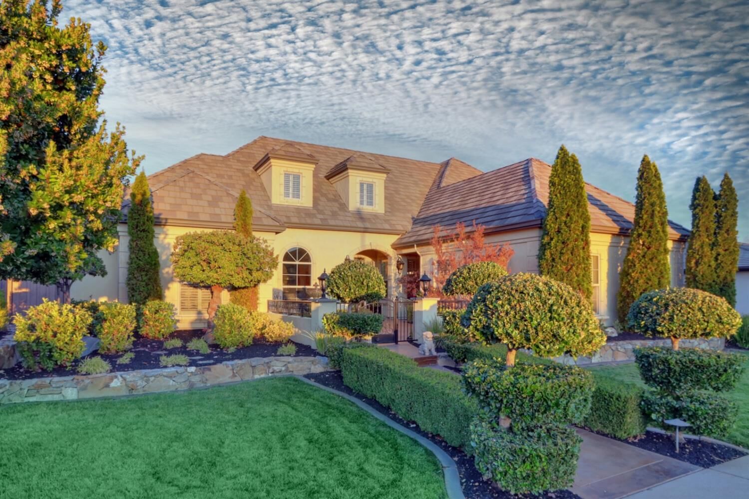 Property Photo: 660 Glen-Mady Way CA 95630