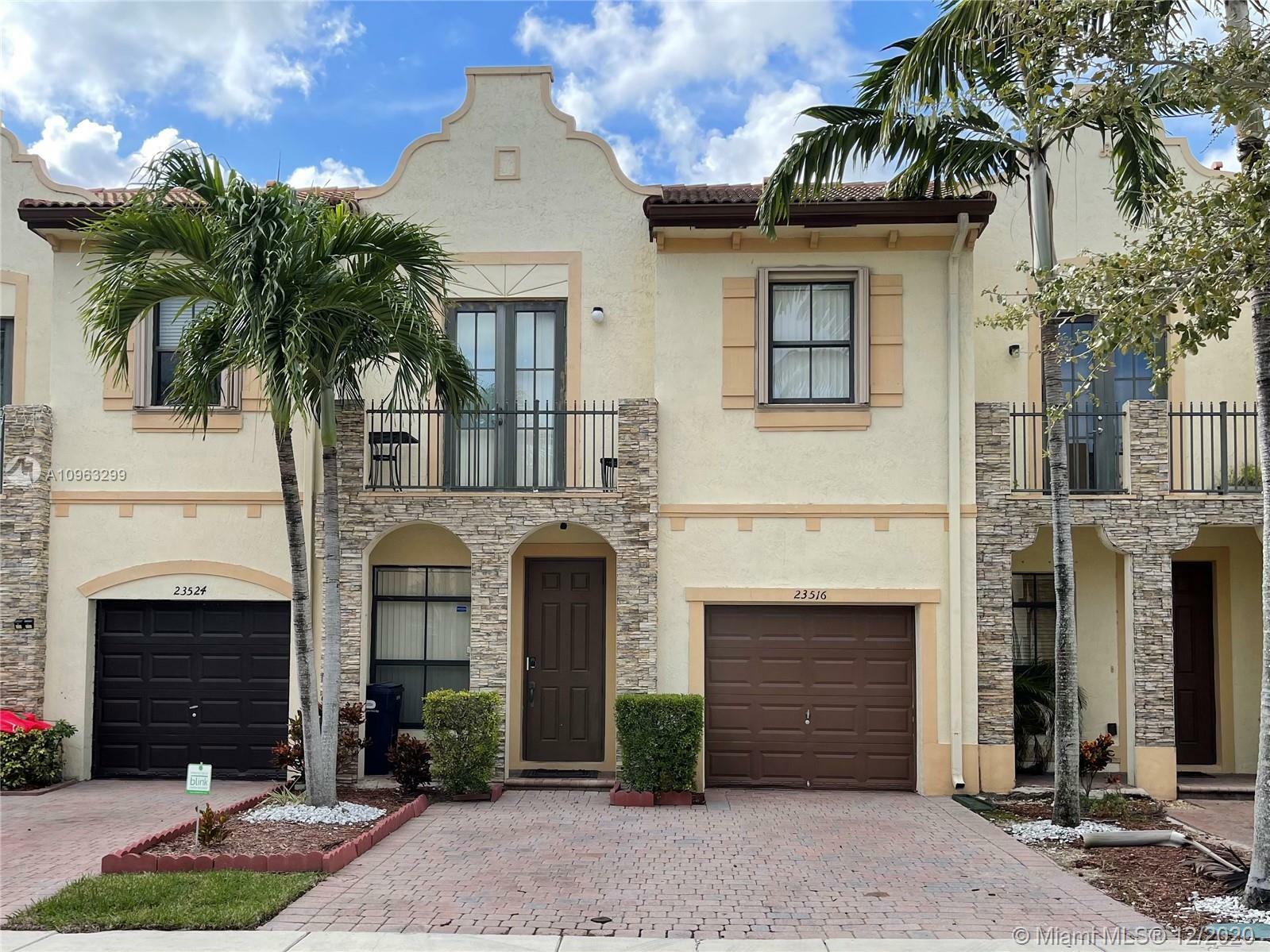 Property Photo:  23516 SW 112th Ct 23516  FL 33032 