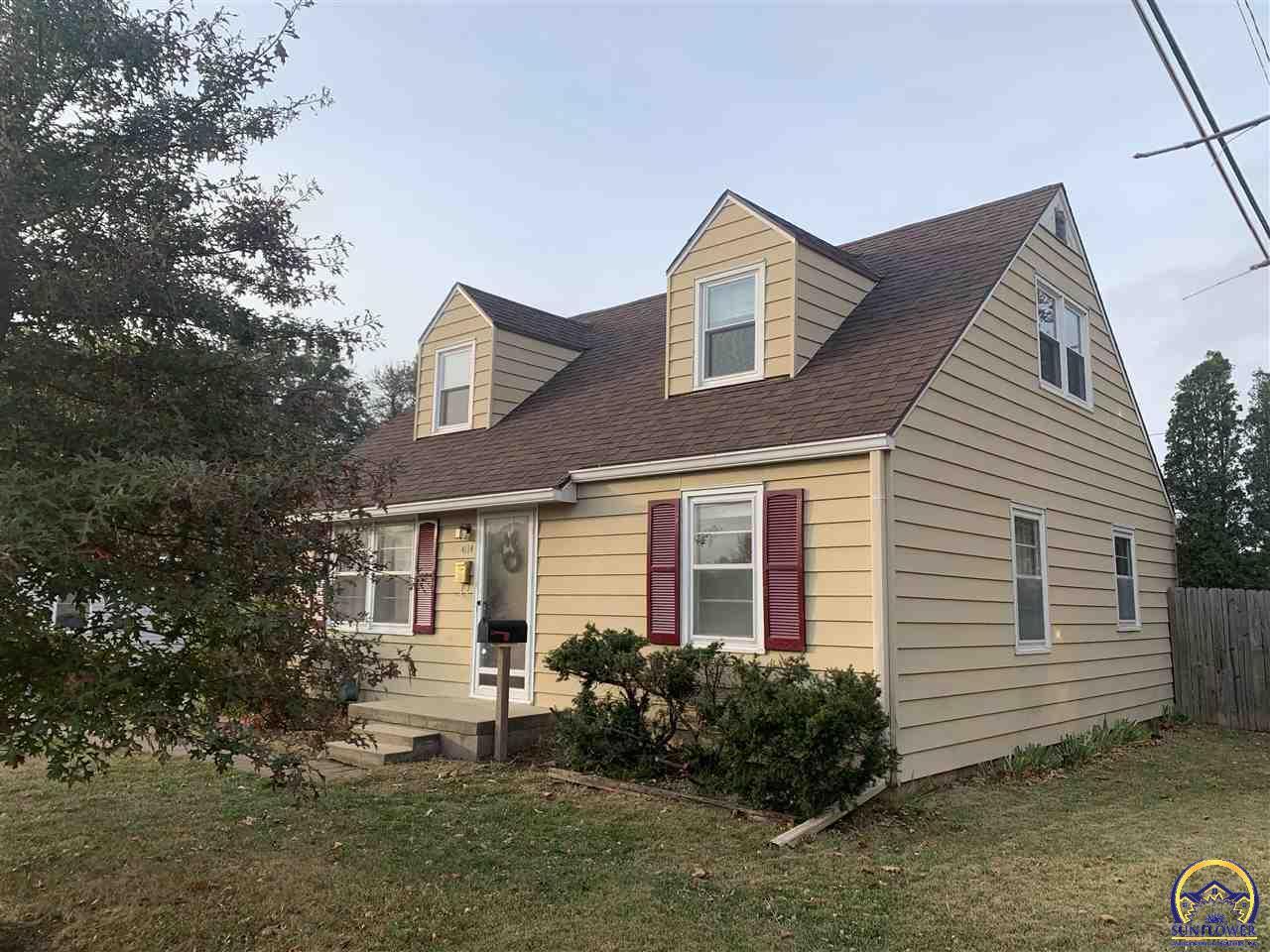 Property Photo: 4114 SW Munson Ave KS 66604