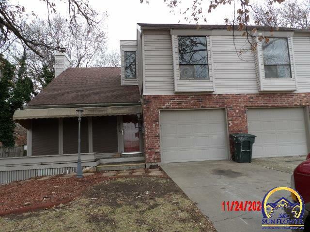 Property Photo:  2602 SW 30th St  KS 66611 