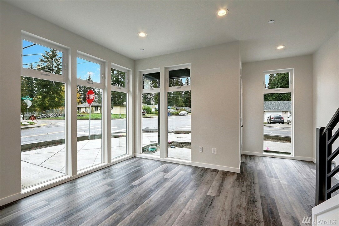 Property Photo: 5750 230th St SW B WA 98043