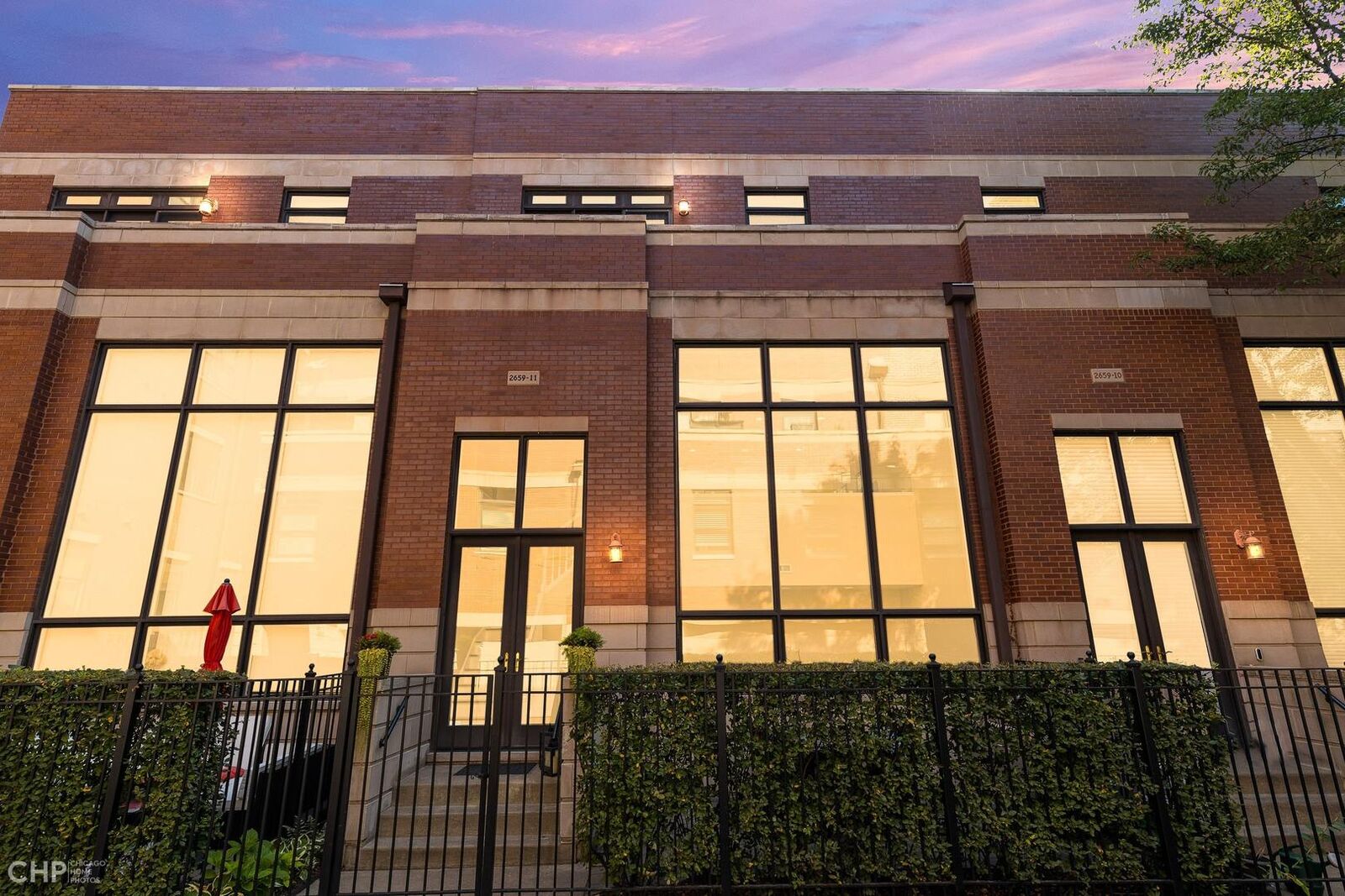 Property Photo:  2659 N Ashland Avenue 11  IL 60614 